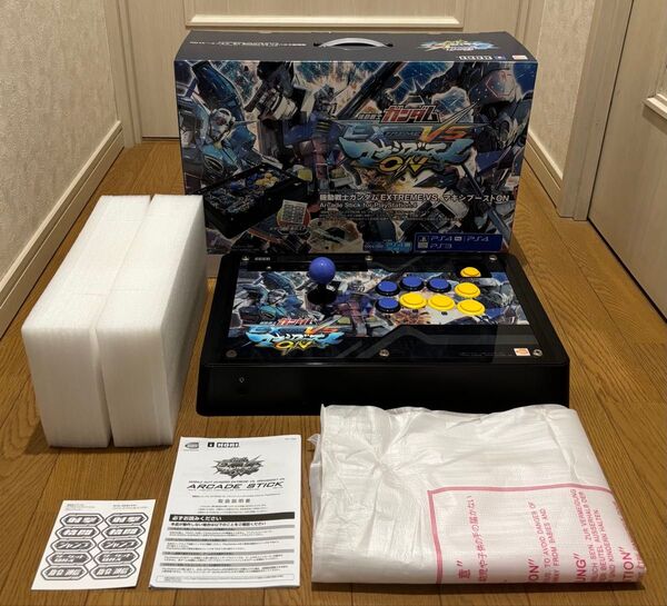 PS3/PS4 ホリ 機動戦士ガンダムEXTREMEVSマキシブーストON アーケードスティックリアルアーケードプロ アケコン