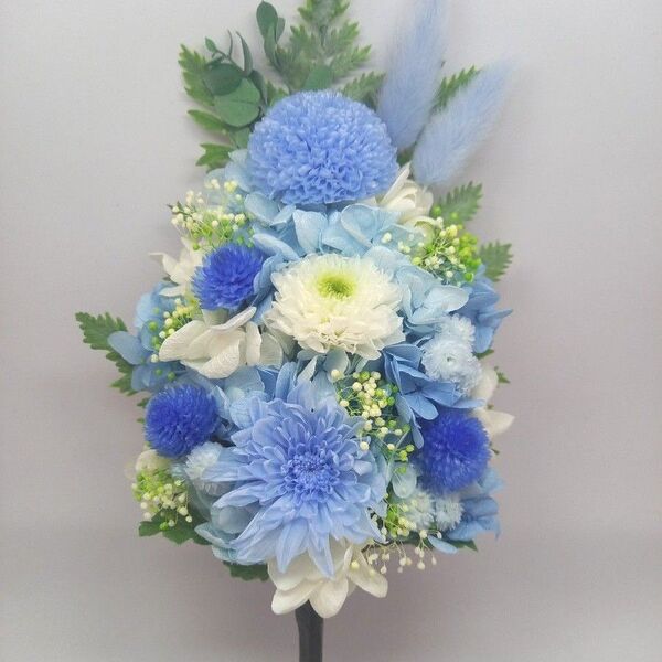仏花 プリザーブドフラワー ブルーとホワイト 花器なし