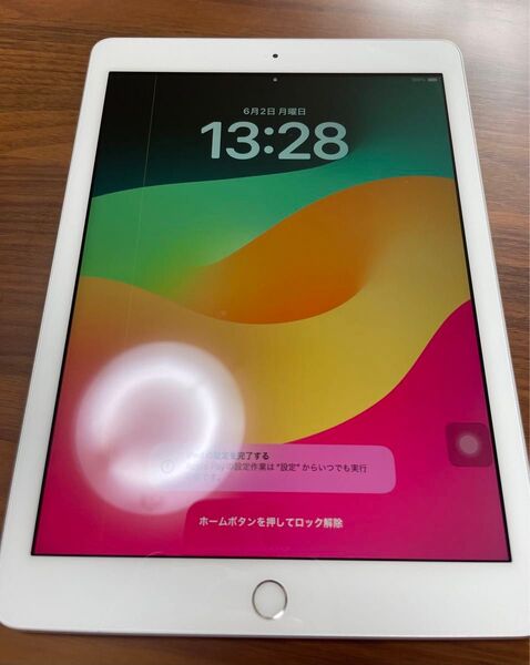 iPad 第6世代 32GB シルバー