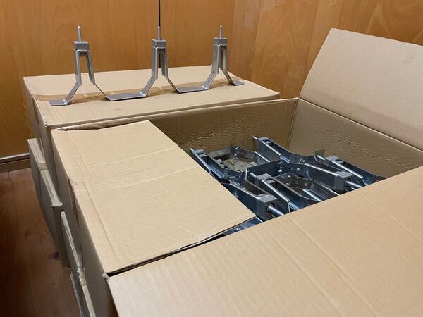 ②二重葺屋根 取付金具 折半 タイトフレーム 断熱カバー工法用 88W フレームⅡ型 H-100 20個入り新品