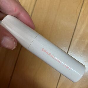 アピュー ジューシーパン スパークリングティント JRD01