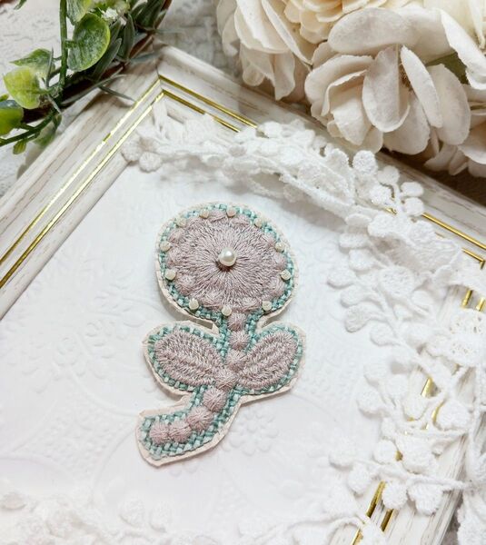 ☆ハンドメイド☆ミナペルホネン※ブローチ
