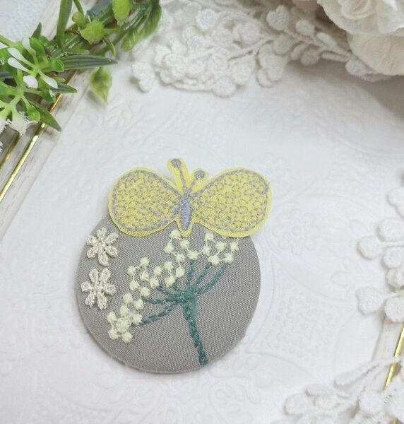☆ハンドメイド☆ミナペルホネン※ブローチ