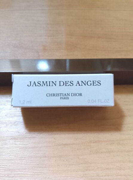 メゾンクリスチャンディオール ジャスミン デ サンジュ オードゥパルファン 1.2ml サンプル 香水