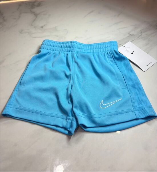 NIKE ショートパンツ 90㎝ 2T