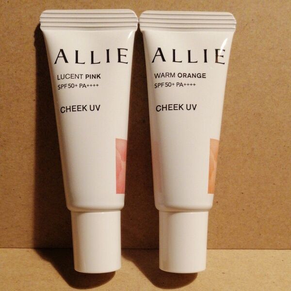 ALLIE アリィー クロノビューティカラーオンUV チーク UVチーク 部分用日やけ止めジェル 顔用