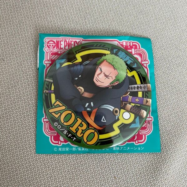 ONE PIECE 輩缶バッジ ゾロ