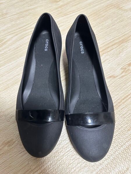 Crocs フラットシューズ W8ブラック