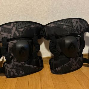 SIXSIXONE シックスシックスワン ニーブレース サイズ