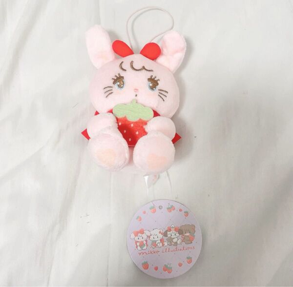 mikko characters いちごマスコットぬいぐるみ キャミー
