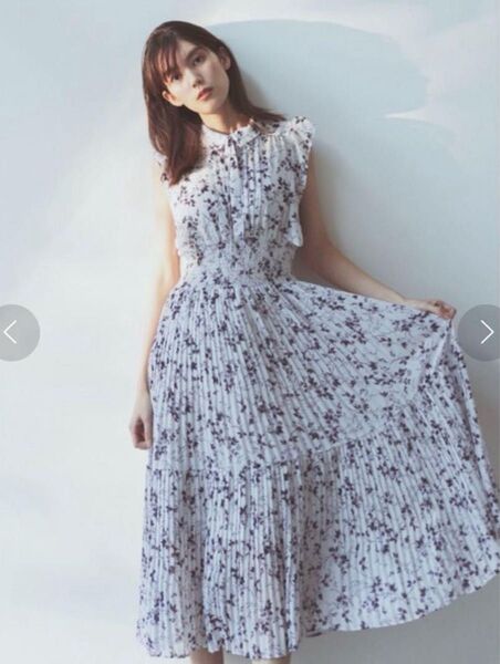 【正規品】snidel Sustainableフリルプリーツワンピース LGRY