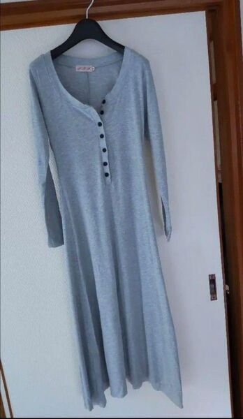 お値下しました 新品同様 アシンメトリー ワンピース マキシ丈