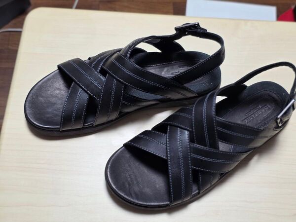 未使用品 ROCKPORT メンズレザーサンダル ブラック 28cm