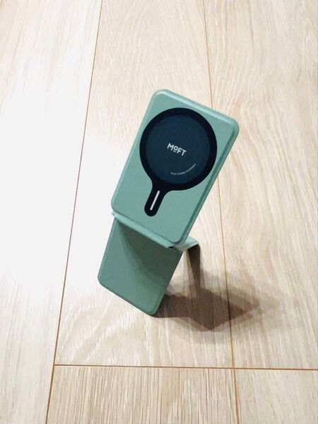 【美品】MOFT 七変化マルチスタンドMagSafe対応 スモークターコイズ