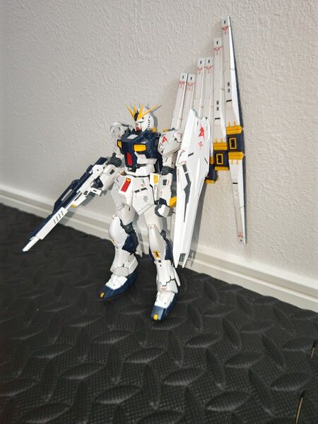 RG RX-93 νガンダム 完成品 機動戦士ガンダム 逆襲のシャア ジャンク