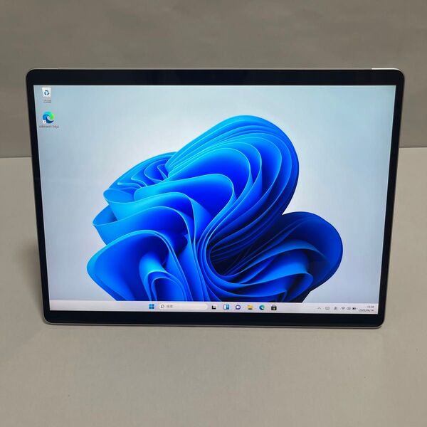 Microsoft Surface Pro 8/Windows11Pro/ MicrosoftOffice2021/メモリ16GB