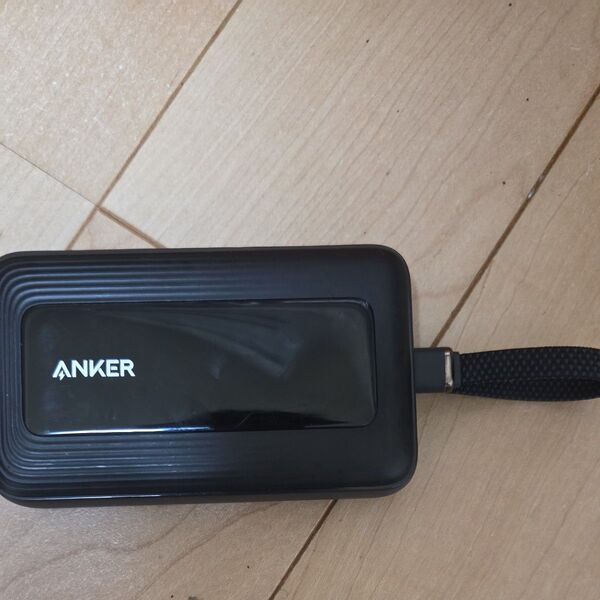 Anker Zolo Power Bank 10000mAh, 30W, Built-In USB-Cケーブル