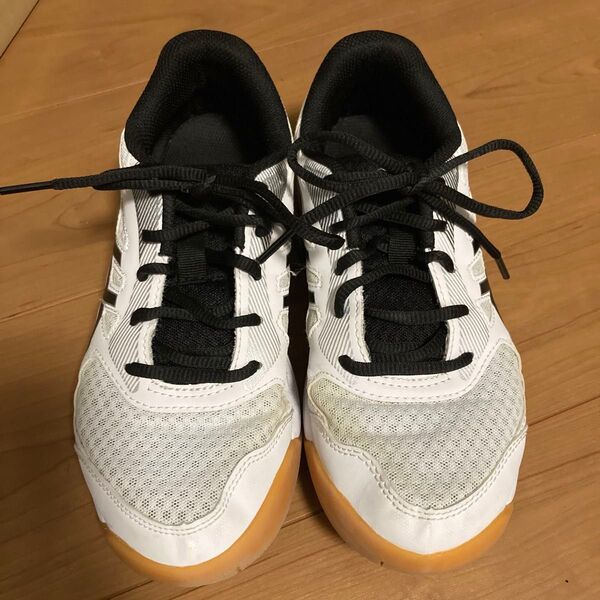 asics UPCOURT5 バレーボールシューズ 24.0cm ホワイト/ブラック
