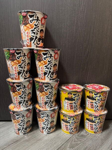 みそきん 7個 みそきんメシ 4個 計11個 カップラーメン ヒカキンプレミアム HIKAKIN 新品未開封 濃厚味噌 日清食品