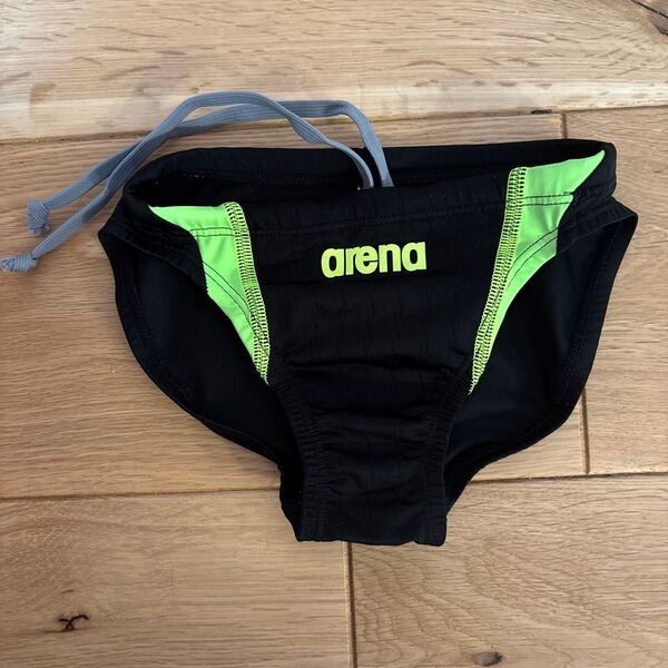 arena fina マーク 130サイズ 男の子 競泳水着 大会用 ブラック×グリーン