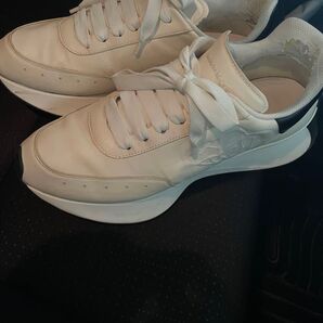 アレキサンダーマックイーン Alexander McQueen スニーカー ホワイト/ブラック