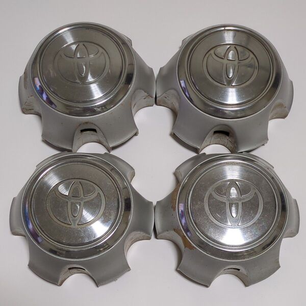 トヨタ純正センターキャップ 180/185系ハイラックスサーフ 90/95系プラド 4個セット 中古 ホイールキャップ