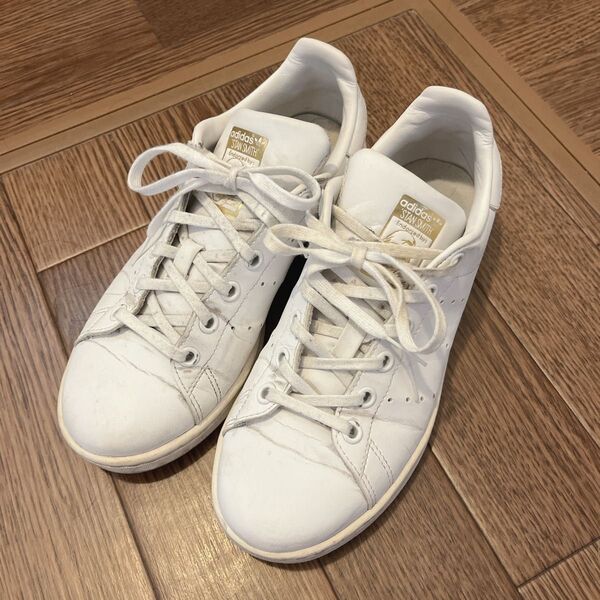 アディダス スタンスミス スニーカー ホワイト×ゴールド 23cm adidas