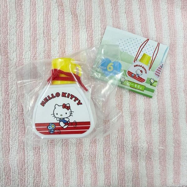 サンリオキャラクターズ ミニミニレトロ水筒コレクション ハローキティ サンリオ ガチャ カプセルトイ キーホルダー