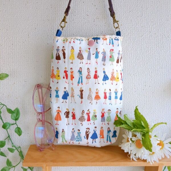 スマホポーチ ガールズ ハンドメイド 持ち手なし