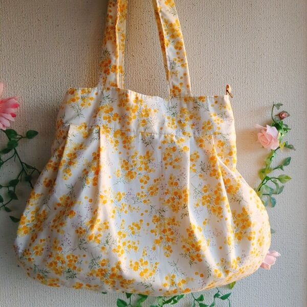 グラニーバッグ少し大きめミモザ ハンドメイド トートバッグ 花柄 エコバッグ バッグ 総柄