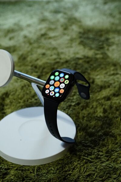 Apple Watch Series8 (GPS・45mm) ミッドナイト