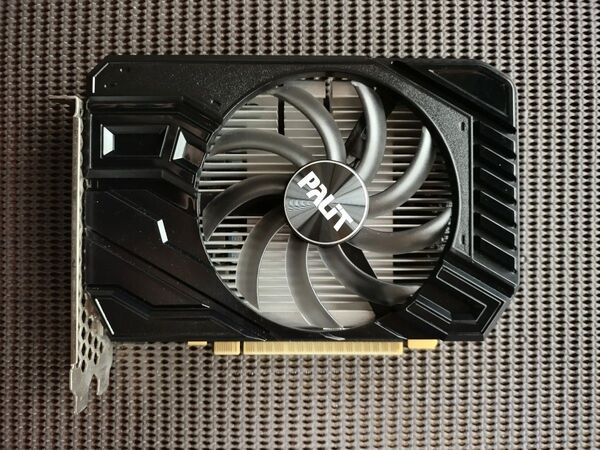 Palit GTX 1650 SUPER STORMX 4G GDDR6 本体のみです