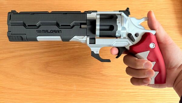 サイバーパンク | リボルバー モデルガン | Malorian Overture | コスプレ小道具