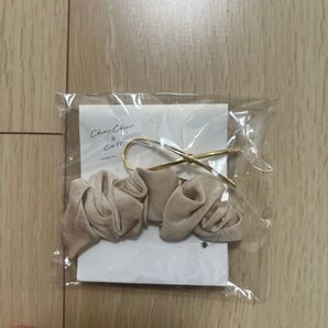 新品未使用 シュシュ ヘアカフセット