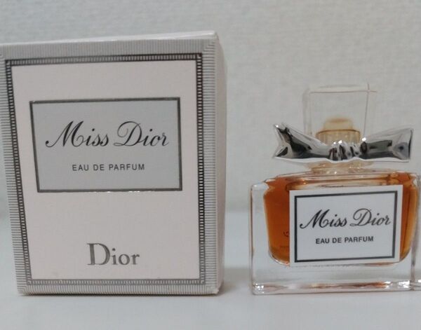 ミスディオール オードゥ パルファン 5ml Dior 香水
