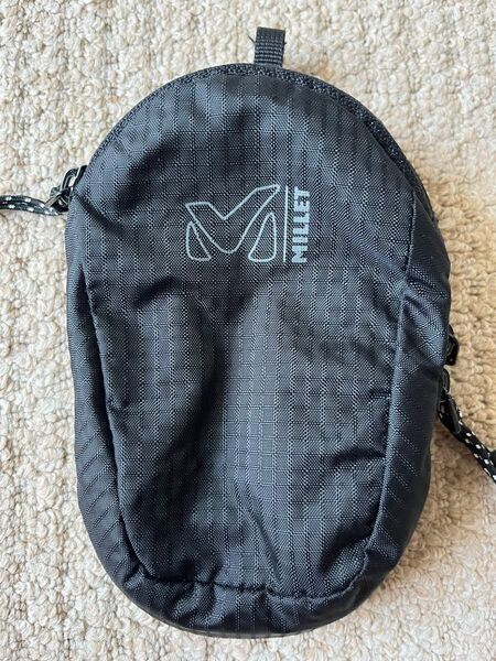 【美品】MILLET カメラバッグ・リュックポーチ