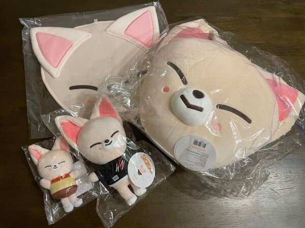 SKZOO Foxl. Ny クッション うちわケース ぬいぐるみ アイエン まとめ売り I.N stray kids スキズ