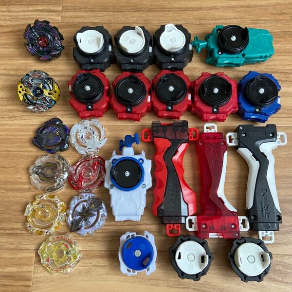 ベイブレードバースト レイヤー 2個セット、おまけレイヤー7個 ランチャーいろいろ