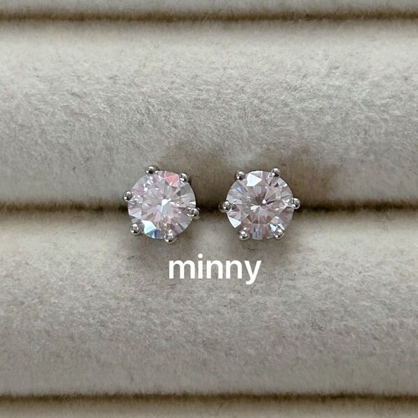 モアサナイト(人工ダイヤモンド)立爪一粒ピアス シルバー 0.5ct 6爪