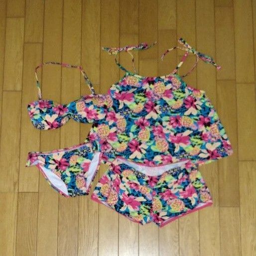 水着 4点セット S ビキニ タンキニ ショートパンツ 花柄 体型カバー セパレート
