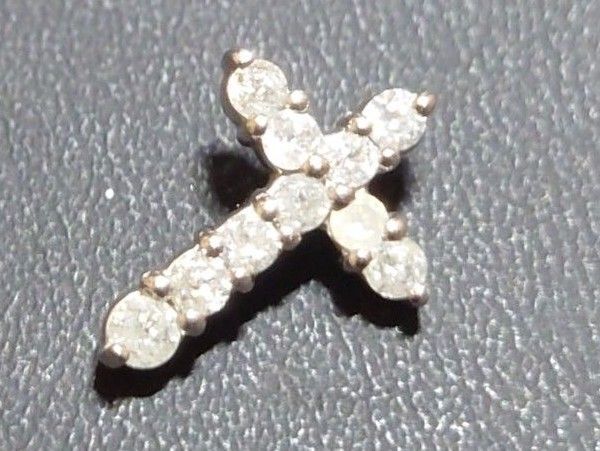 pt900 ペンダントトップ プラチナ ダイヤモンド クロス 十字架 ネックレス ネックレストップ