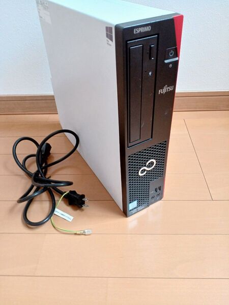 富士通ESPRIMO D556/P Win11pro