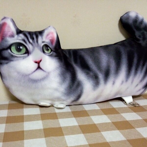 猫のペンケース⑤ 化粧ポーチ 小物入れなどにも ネコねこ