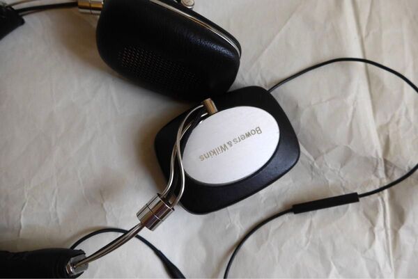 Bowers & Wilkins P5 有線HiFiヘッドホンUSED 定価39800円