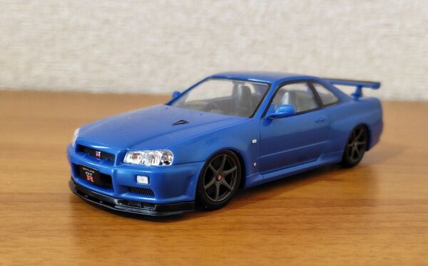 ニッサン R34 スカイライン GT-R 1/32 アオシマ 楽プラ スナップキットNo.12 素組み完成品