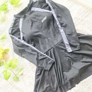 282 新品 ワンピース水着 フィットネス ブラック 黒 スクール水着 ワンピース 日焼け対策 UV対策 紫外線対策 カップ付