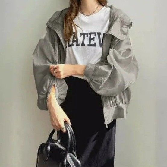 287 ジップアップパーカー 薄手 グレー 羽織り 長袖 未使用 体型カバー 紫外線対策 日焼け対策 透け感 ゆったり 冷房対策