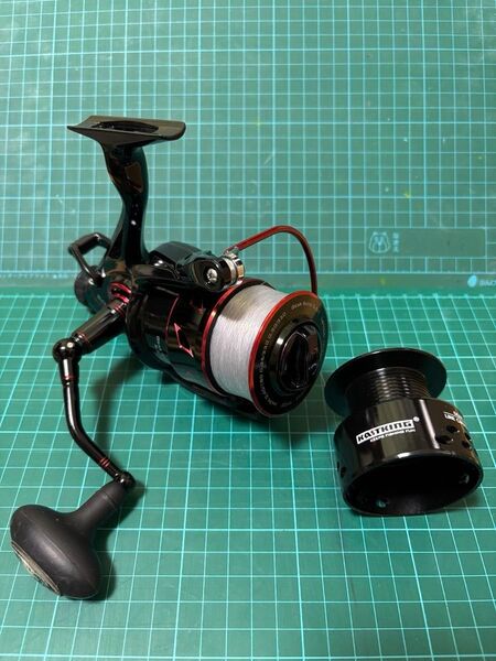 カストキング スピニングリール Sharky Baitfeeder Ⅲ 5000 リアドラグ付き ノマセ釣り