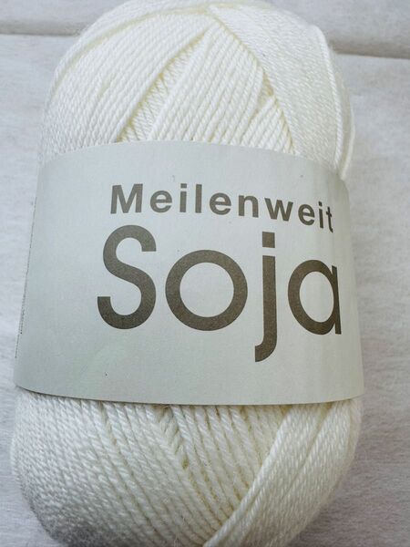 ラナグロッサ Soja 毛糸 オフホワイト