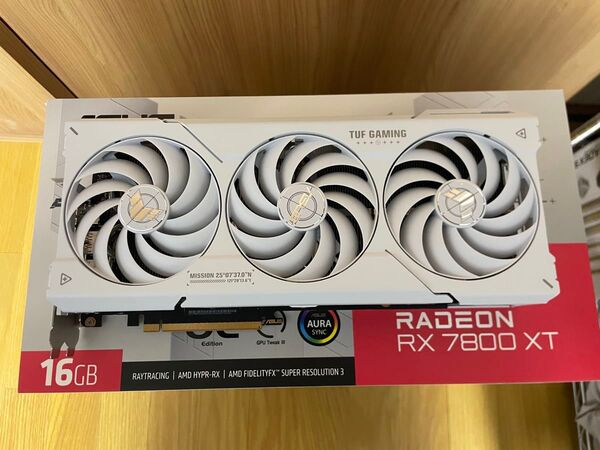 ASUS TUF GAMING Radeon RX 7800 XT White 中古動作品